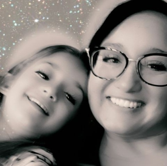 Meet your Posher, Chris - Picture 1 of 1